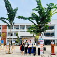 SÔI NỔI NHIỀU HOẠT ĐỘNG CỦA THƯ VIỆN HƯỞNG ỨNG CÁC NGÀY KỶ NIỆM