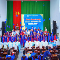 HƠN 700 TÂN CỬ NHÂN, KỸ SƯ THỰC HÀNH NHẬN BẰNG TỐT NGHIỆP TRONG NGÀY HỘI TRƯỞNG THÀNH ĐÁNG NHỚ